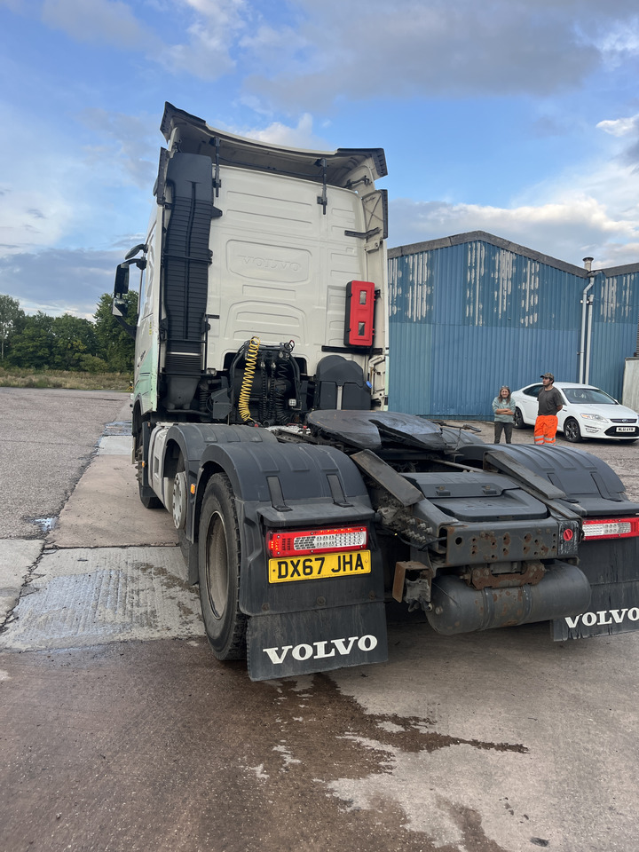 Volvo FH 500 6x2 Tractor Unit - Влекач: снимка 3 Volvo FH 500 6x2 Tractor Unit - Влекач: снимка 3