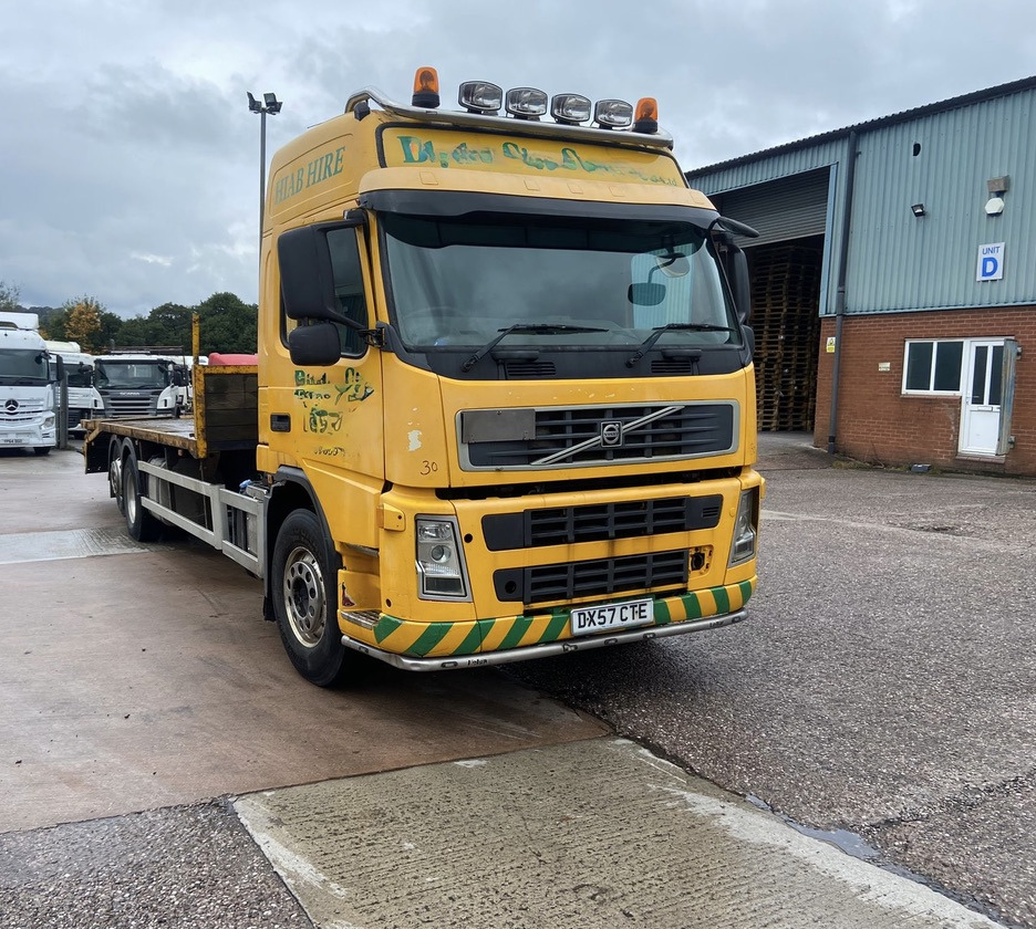 Volvo FM9 340 6x2 Rigid - Камион пътна помощ: снимка 2 Volvo FM9 340 6x2 Rigid - Камион пътна помощ: снимка 2
