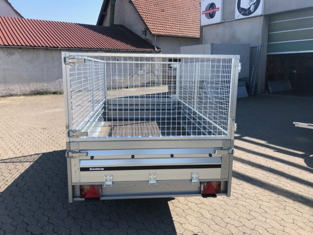Brenderup 2300S Stahl Laubgitter, 1,3 to. kippbar KV, 3010x1530x400mm - Ремарке за кола: снимка 4 Brenderup 2300S Stahl Laubgitter, 1,3 to. kippbar KV, 3010x1530x400mm - Ремарке за кола: снимка 4