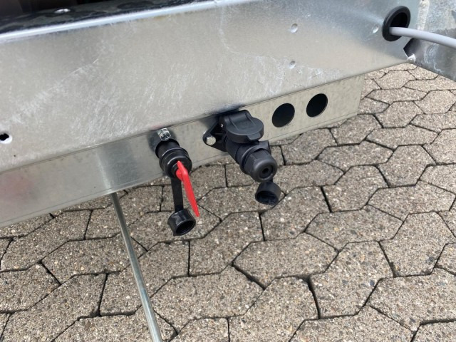 Brenderup Rückwärtskipper BT4260STB 2500, 2,5 to., E-Pumpe, 259x143x35cm - Самосвал ремарке: снимка 4 Brenderup Rückwärtskipper BT4260STB 2500, 2,5 to., E-Pumpe, 259x143x35cm - Самосвал ремарке: снимка 4