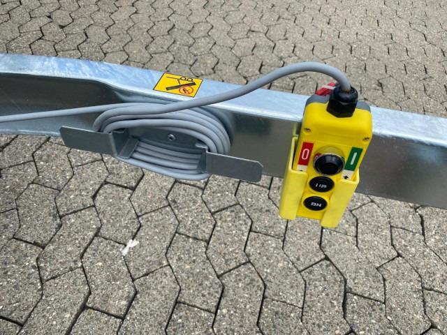 Brenderup Rückwärtskipper BT4260STB 2500, 2,5 to., E-Pumpe, 259x143x35cm - Самосвал ремарке: снимка 5 Brenderup Rückwärtskipper BT4260STB 2500, 2,5 to., E-Pumpe, 259x143x35cm - Самосвал ремарке: снимка 5