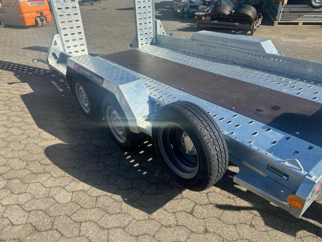 Brian James Cargo Digger Plant 2 Baumaschinenanhänger 543-3216-35-2-12 , 3200 x 1600 mm, 3,5 to. - Ремарке за кола: снимка 3 Brian James Cargo Digger Plant 2 Baumaschinenanhänger 543-3216-35-2-12 , 3200 x 1600 mm, 3,5 to. - Ремарке за кола: снимка 3