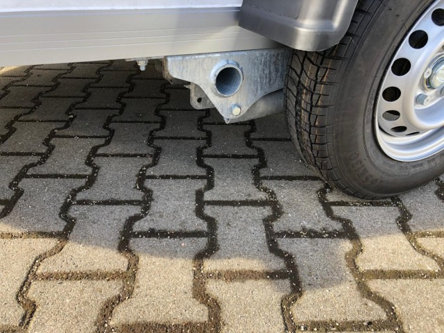 Нови Затворена каросерия ремарке Cheval Liberte Debon Cargo 2 Poly + Türe weiß 1300 kg, 100 km/h, 300x155x168cm: снимка 7 Нови Затворена каросерия ремарке Cheval Liberte Debon Cargo 2 Poly + Türe weiß 1300 kg, 100 km/h, 300x155x168cm: снимка 7