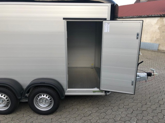 Cheval Liberte Debon Roadster 500 Alu + Türe 2000 kg, 100 km/h, 320x167x200cm - Затворена каросерия ремарке: снимка 5 Cheval Liberte Debon Roadster 500 Alu + Türe 2000 kg, 100 km/h, 320x167x200cm - Затворена каросерия ремарке: снимка 5