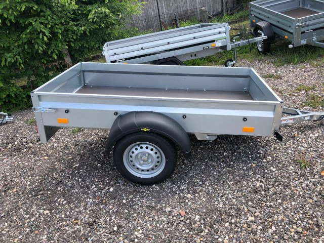 Humbaur Steely DK kippbar Tieflader, 750 kg, 2050 x 1095 x 300 mm - Ремарке за кола: снимка 4 Humbaur Steely DK kippbar Tieflader, 750 kg, 2050 x 1095 x 300 mm - Ремарке за кола: снимка 4