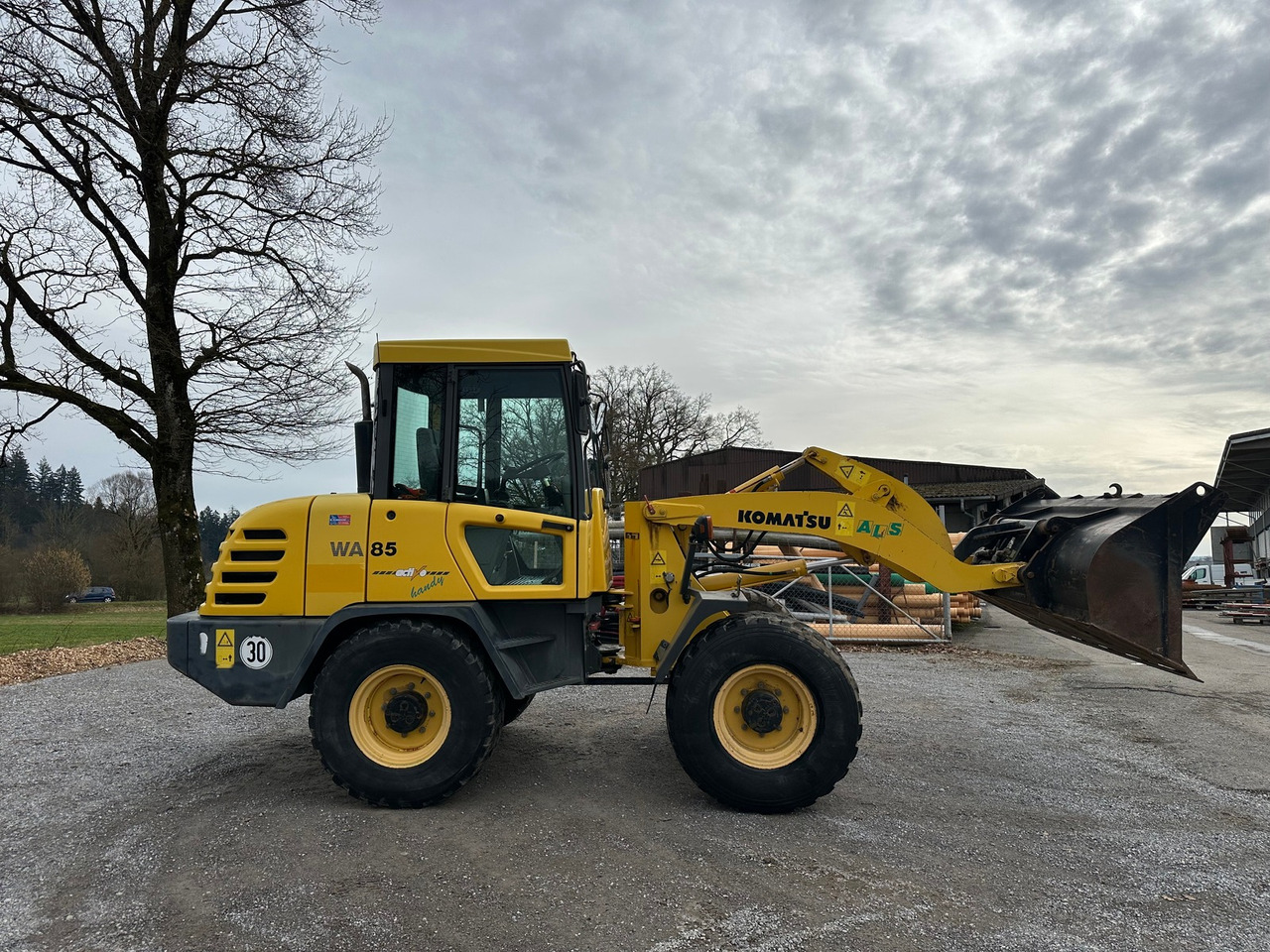 Колесен товарач KOMATSU WA 85 3: снимка 7