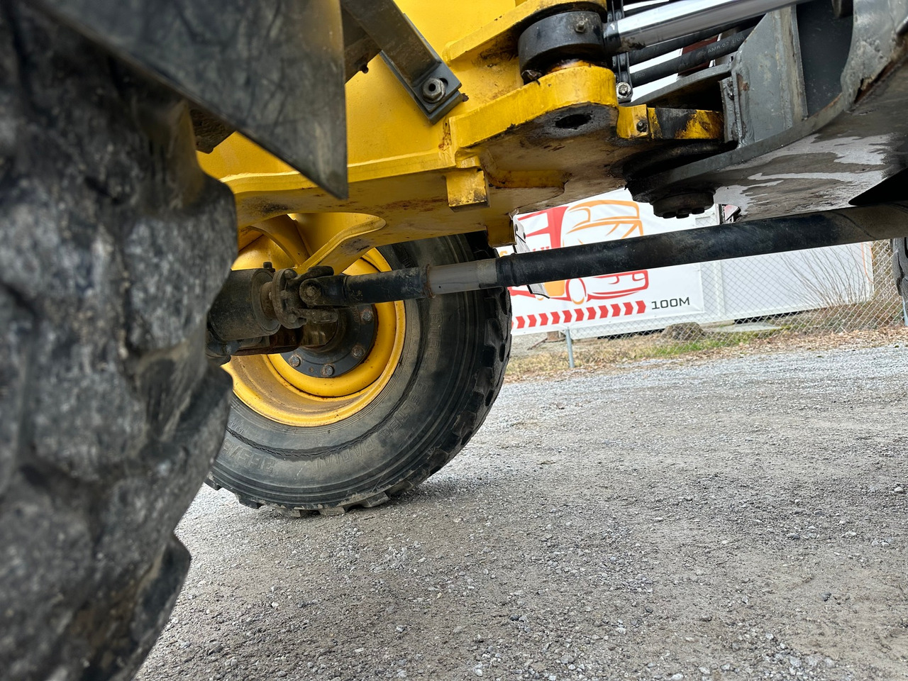 Колесен товарач KOMATSU WA 85 3: снимка 6