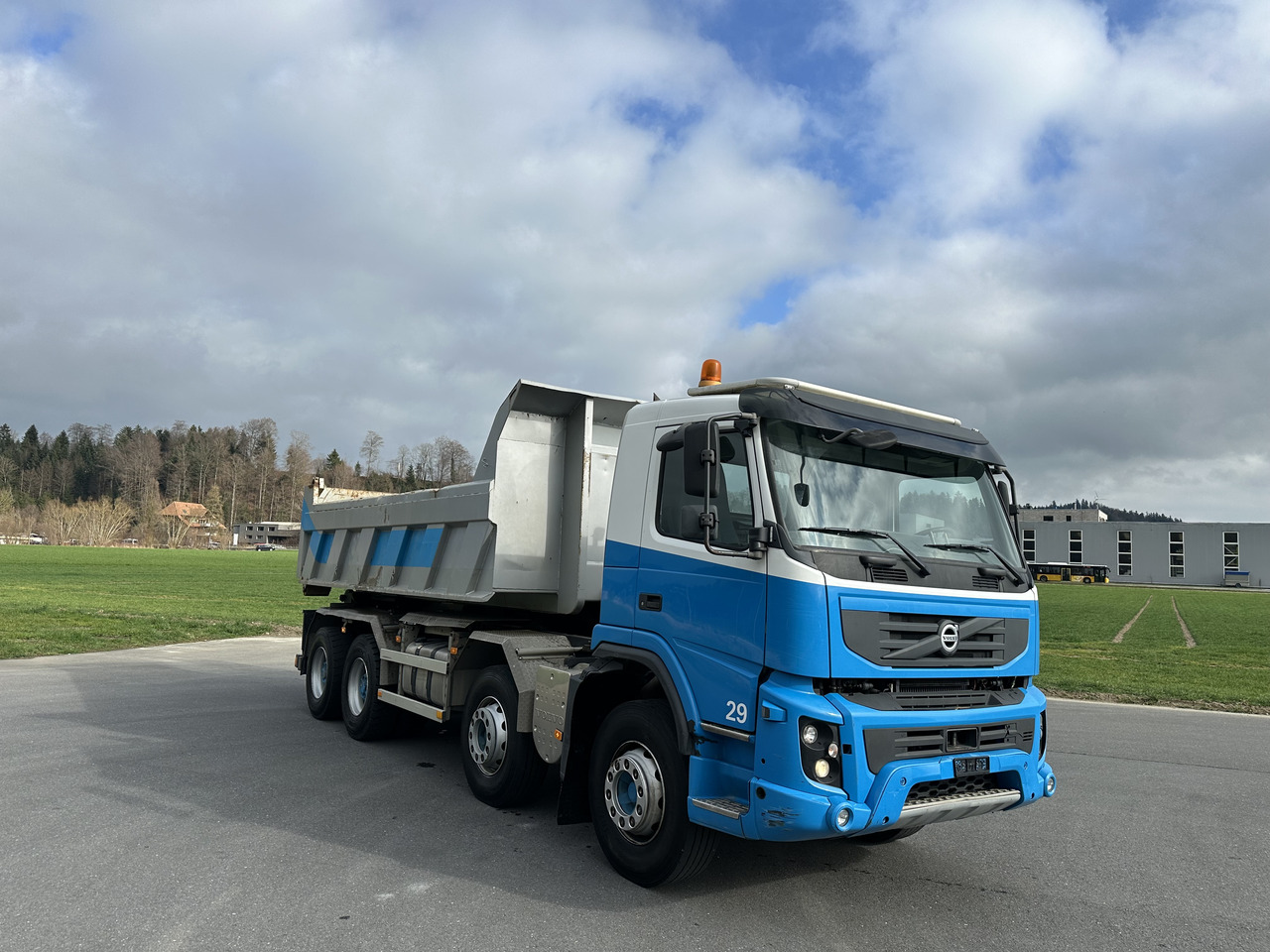 VOLVO FMX 420 440 460 480 8x4 Kettengäret sörling mulde - Мултилифт с кука камион: снимка 2 VOLVO FMX 420 440 460 480 8x4 Kettengäret sörling mulde - Мултилифт с кука камион: снимка 2