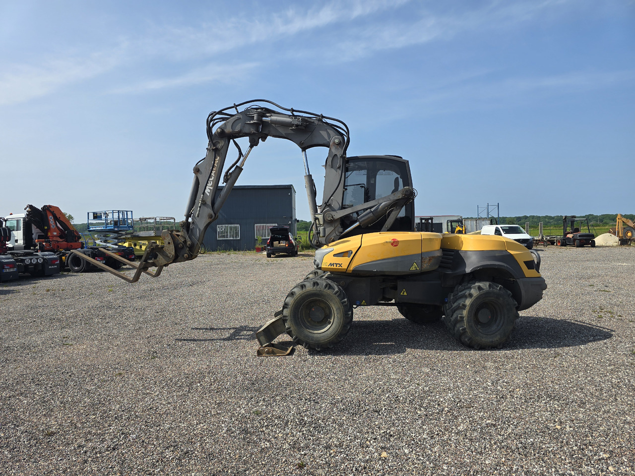 MECALAC 12 MTX - Колесен багер: снимка 5 MECALAC 12 MTX - Колесен багер: снимка 5