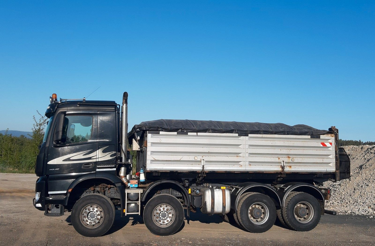 Mercedes-Benz AROCS 3245 8x4 Bordmatic/ THERMO/ CRAMARO/ AHK - Самосвал камион: снимка 4 Mercedes-Benz AROCS 3245 8x4 Bordmatic/ THERMO/ CRAMARO/ AHK - Самосвал камион: снимка 4