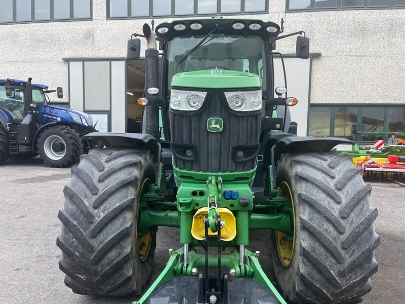 John Deere 6210 R AutoPower - Трактор: снимка 2 John Deere 6210 R AutoPower - Трактор: снимка 2