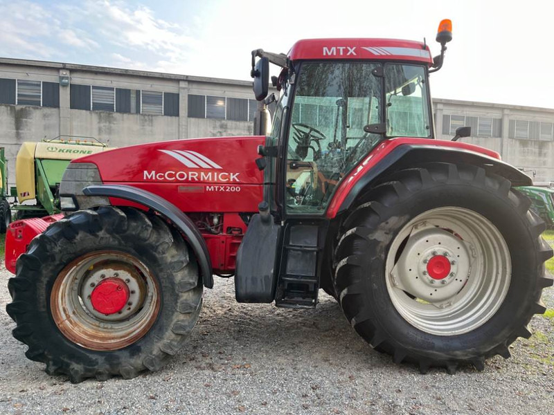 MCCORMICK MTX 200 - Трактор: снимка 4 MCCORMICK MTX 200 - Трактор: снимка 4