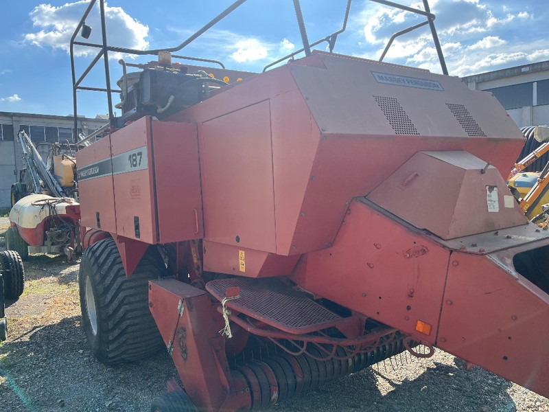 Massey Ferguson 187 - Сламопреса за квадратни бали: снимка 5 Massey Ferguson 187 - Сламопреса за квадратни бали: снимка 5