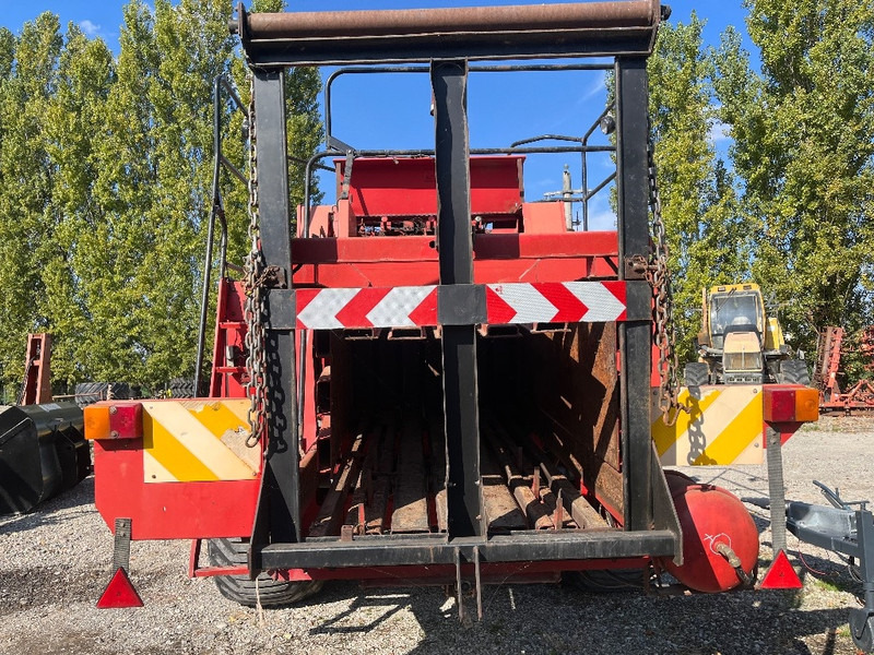 Massey Ferguson 187 - Сламопреса за квадратни бали: снимка 3 Massey Ferguson 187 - Сламопреса за квадратни бали: снимка 3