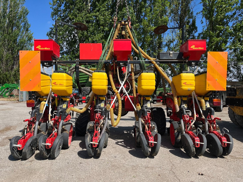 MaterMacc MS 8130 - Прецизна сеялка: снимка 1 MaterMacc MS 8130 - Прецизна сеялка: снимка 1