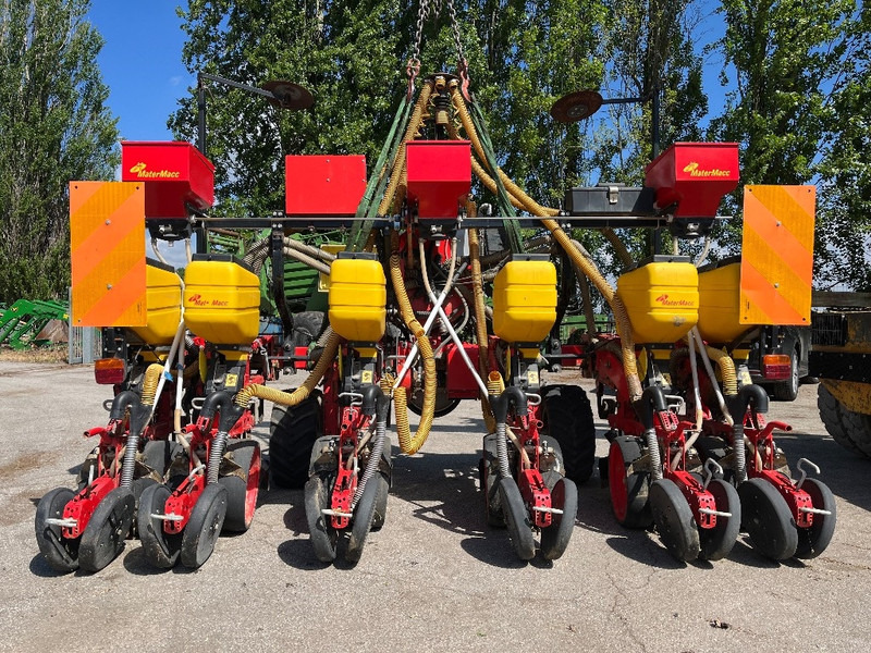 MaterMacc MS 8130 - Прецизна сеялка: снимка 1 MaterMacc MS 8130 - Прецизна сеялка: снимка 1