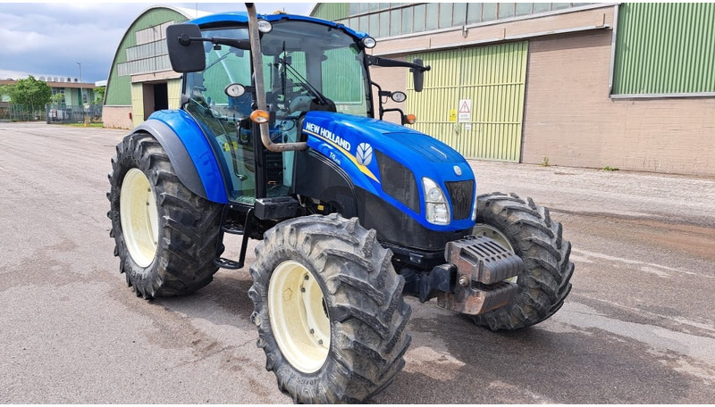 New Holland T 4.105 - Трактор: снимка 1 New Holland T 4.105 - Трактор: снимка 1