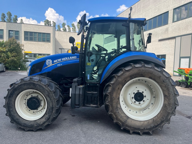 New Holland T 5.95 DC - Трактор: снимка 4 New Holland T 5.95 DC - Трактор: снимка 4