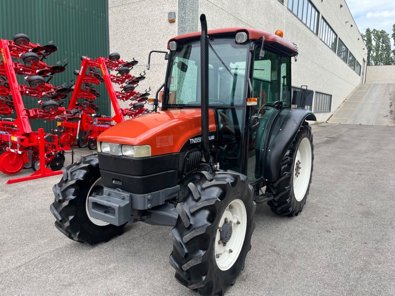 New Holland TN 55 D - Трактор: снимка 1 New Holland TN 55 D - Трактор: снимка 1