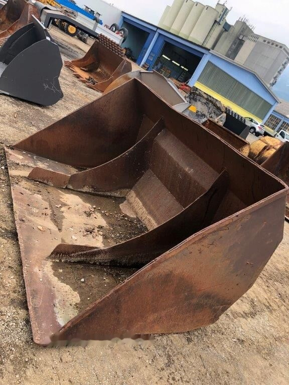 2750 mm Volvo - Кофа за товарач: снимка 3 2750 mm Volvo - Кофа за товарач: снимка 3