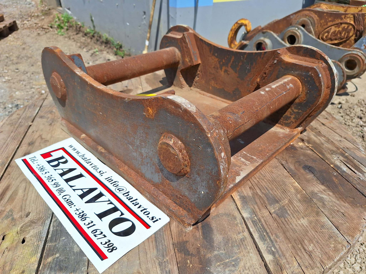 Attachment plate S60 - Бързо сменник за Строителна техника: снимка 3 Attachment plate S60 - Бързо сменник за Строителна техника: снимка 3
