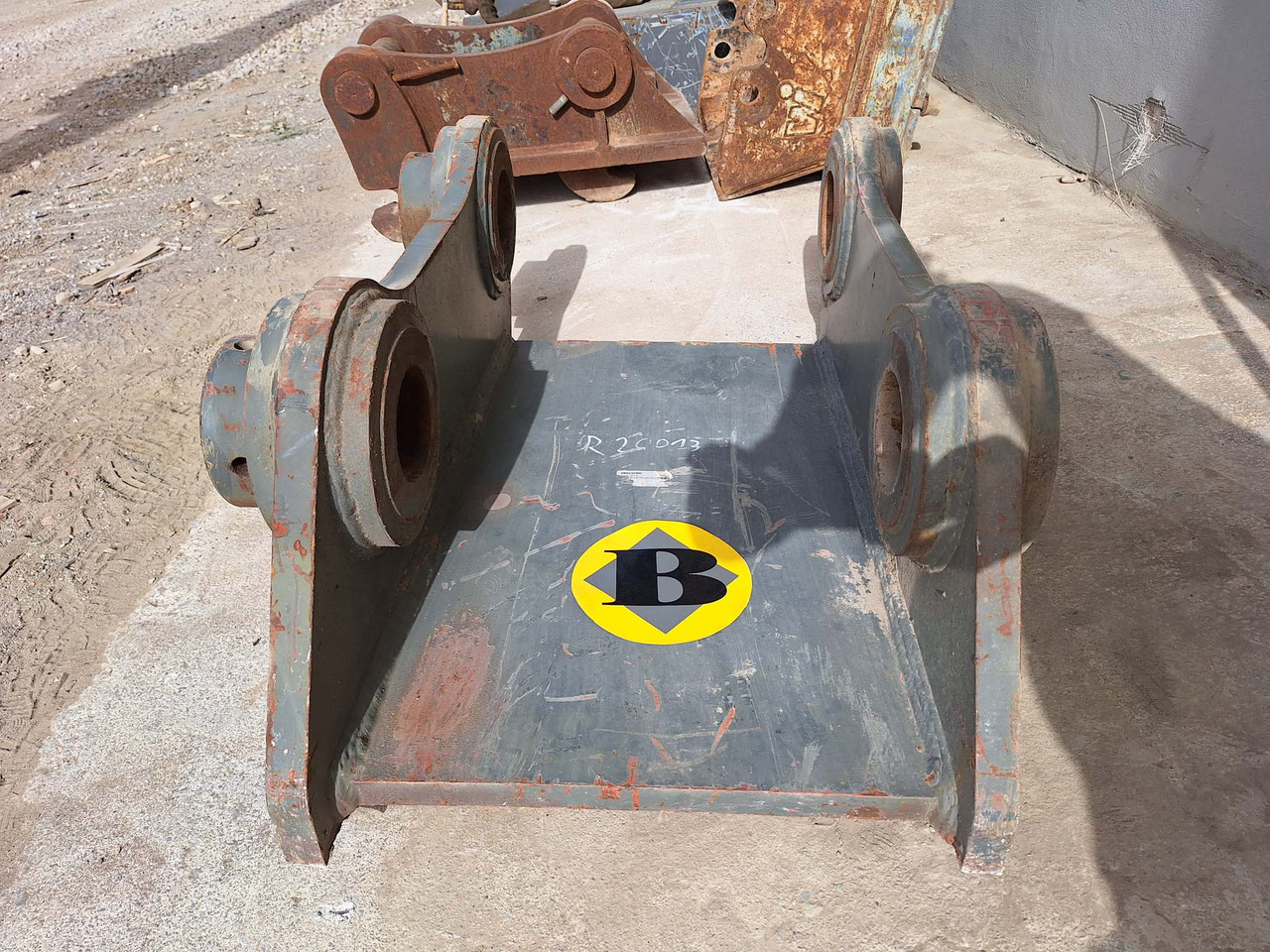 Attachment plate - Бързо сменник за Строителна техника: снимка 4 Attachment plate - Бързо сменник за Строителна техника: снимка 4