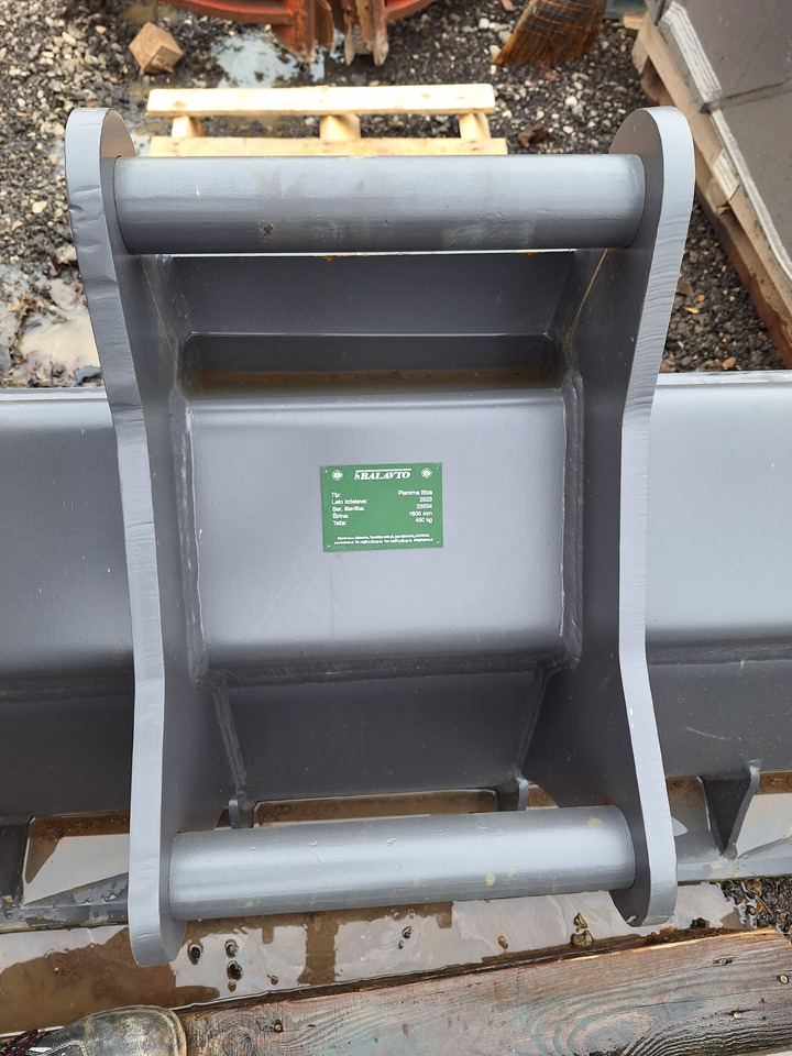 BALAVTO Slope bucket 1600 mm Volvo S60 - Кофа: снимка 3 BALAVTO Slope bucket 1600 mm Volvo S60 - Кофа: снимка 3