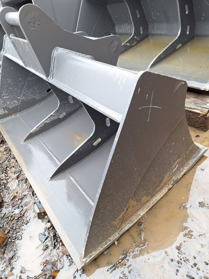 BALAVTO Slope bucket 1600 mm Volvo S60 - Кофа: снимка 2 BALAVTO Slope bucket 1600 mm Volvo S60 - Кофа: снимка 2