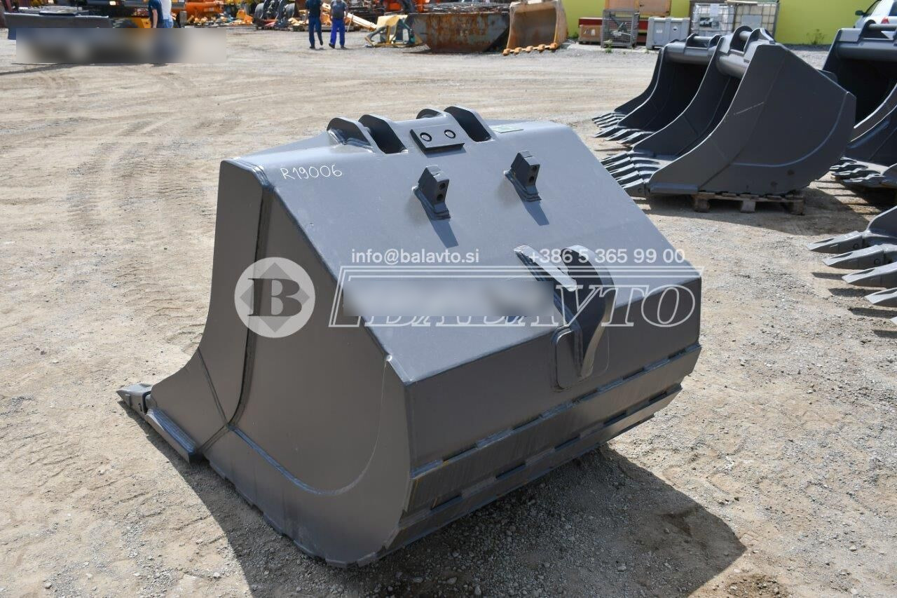 BALAVTO digging bucket 1300 mm S1 - Кофа за багер: снимка 4 BALAVTO digging bucket 1300 mm S1 - Кофа за багер: снимка 4