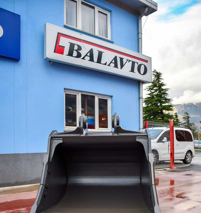 Balavto Heavy duty 1500 mm - Кофа за товарач: снимка 1 Balavto Heavy duty 1500 mm - Кофа за товарач: снимка 1