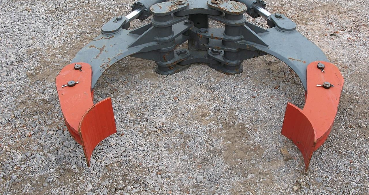 Balavto Pipe grab for excavator - Грайфер: снимка 1 Balavto Pipe grab for excavator - Грайфер: снимка 1