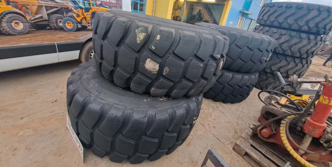Bridgestone 29.5R25 - Гума за Колесен товарач: снимка 4 Bridgestone 29.5R25 - Гума за Колесен товарач: снимка 4