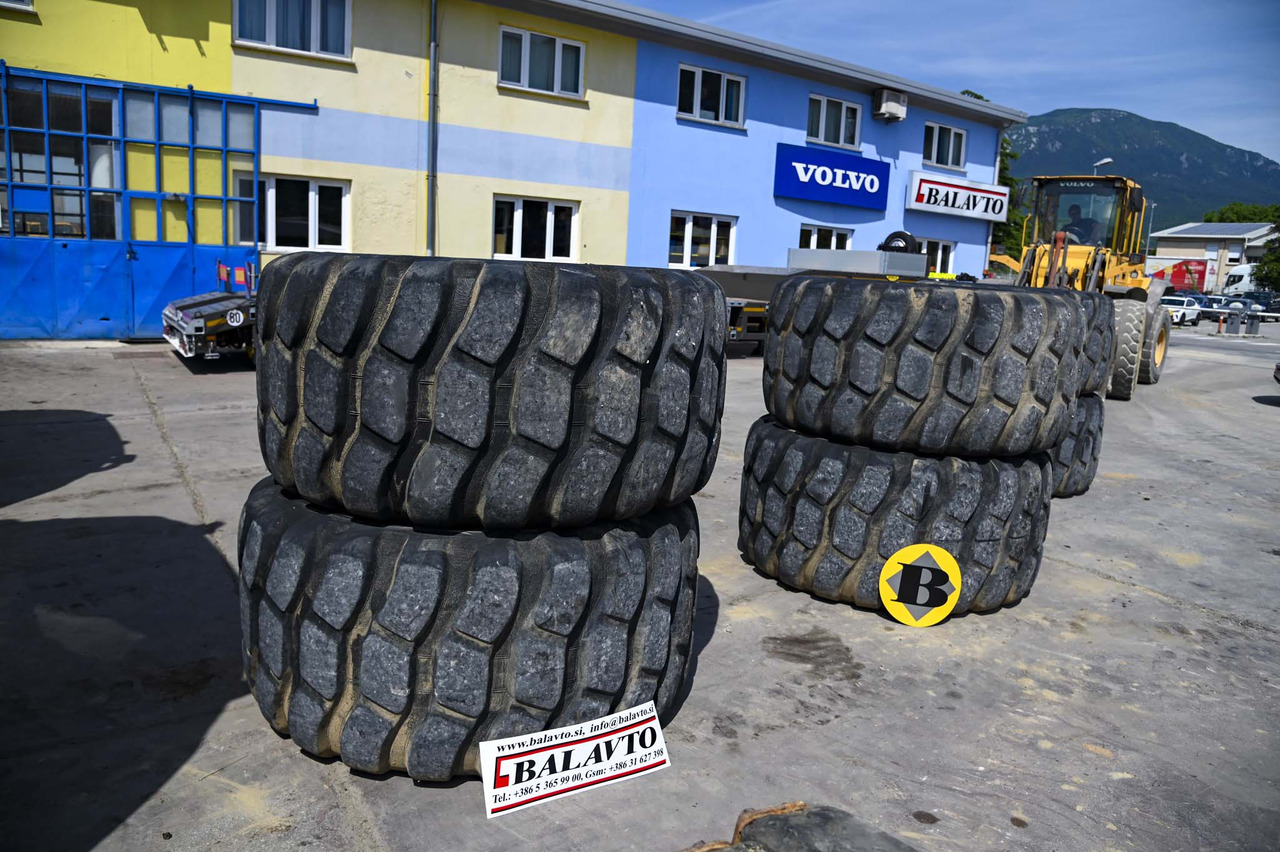 Bridgestone tires 30/65R25 with rims - Комплект колела за Самосвал: снимка 4 Bridgestone tires 30/65R25 with rims - Комплект колела за Самосвал: снимка 4