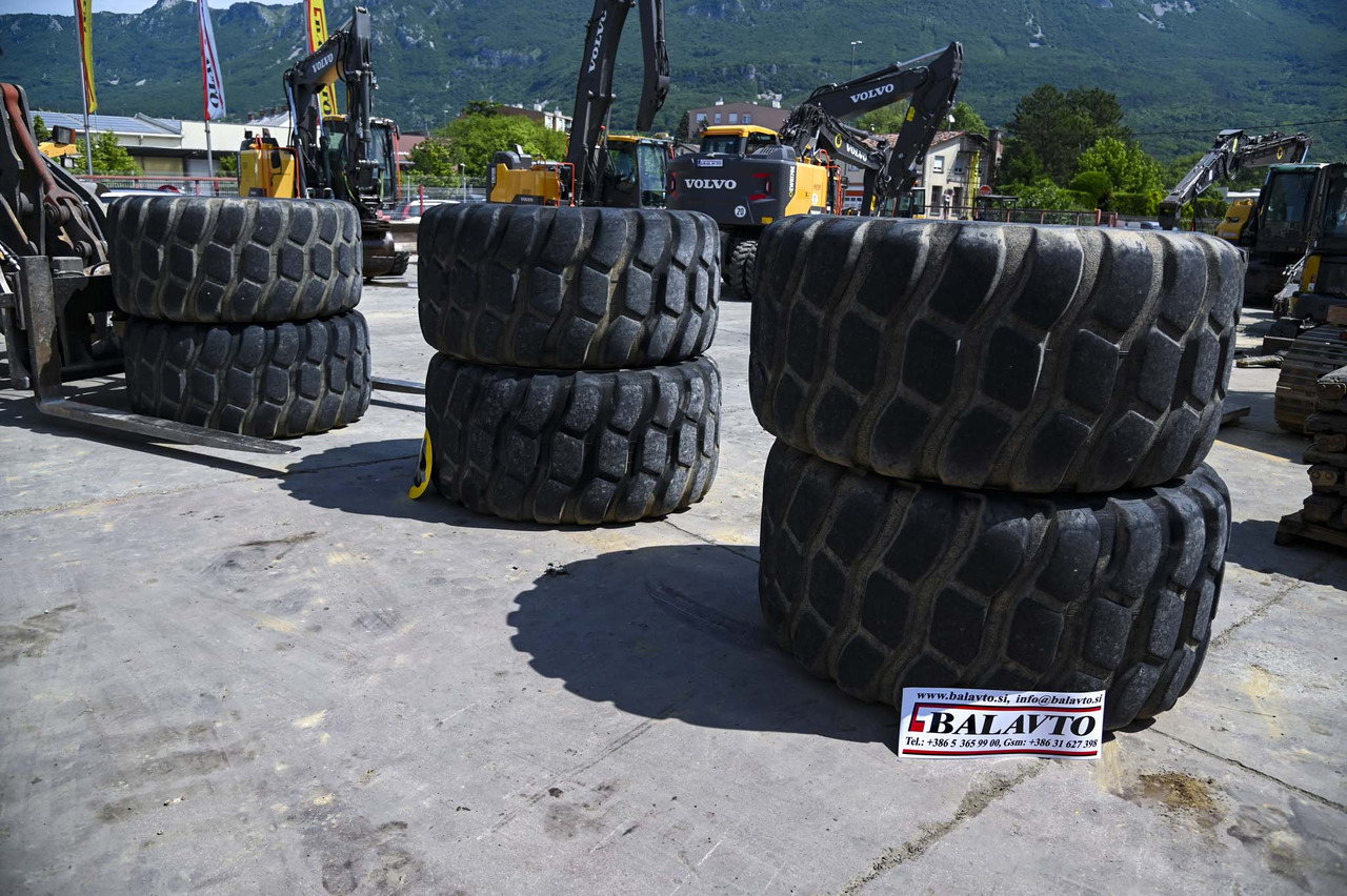 Bridgestone tires 30/65R25 with rims - Комплект колела за Самосвал: снимка 3 Bridgestone tires 30/65R25 with rims - Комплект колела за Самосвал: снимка 3