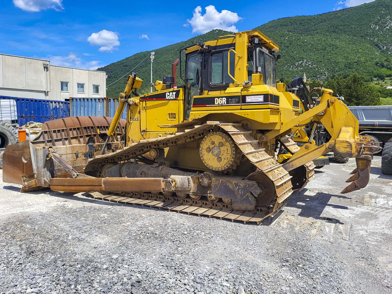 CATERPILLAR D6R - Булдозер: снимка 3 CATERPILLAR D6R - Булдозер: снимка 3