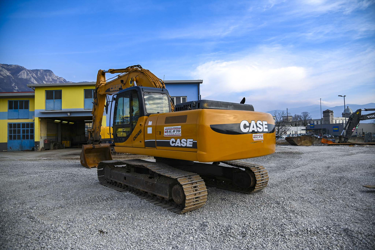 Case CX240B - Верижен багер: снимка 5 Case CX240B - Верижен багер: снимка 5