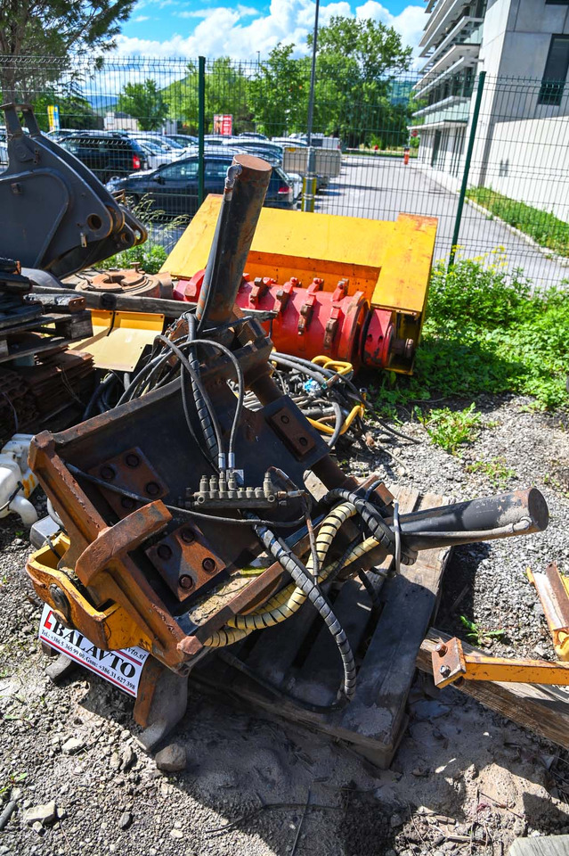 Лизинг на Engcon EC30 Engcon EC30: снимка 6