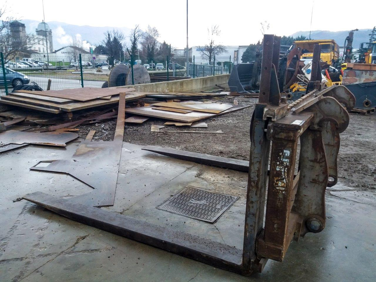 Gjerstad Heavy Duty forks for 25-30 ton wheel loaders - Вилици за Подемно-транспортна техника: снимка 5 Gjerstad Heavy Duty forks for 25-30 ton wheel loaders - Вилици за Подемно-транспортна техника: снимка 5