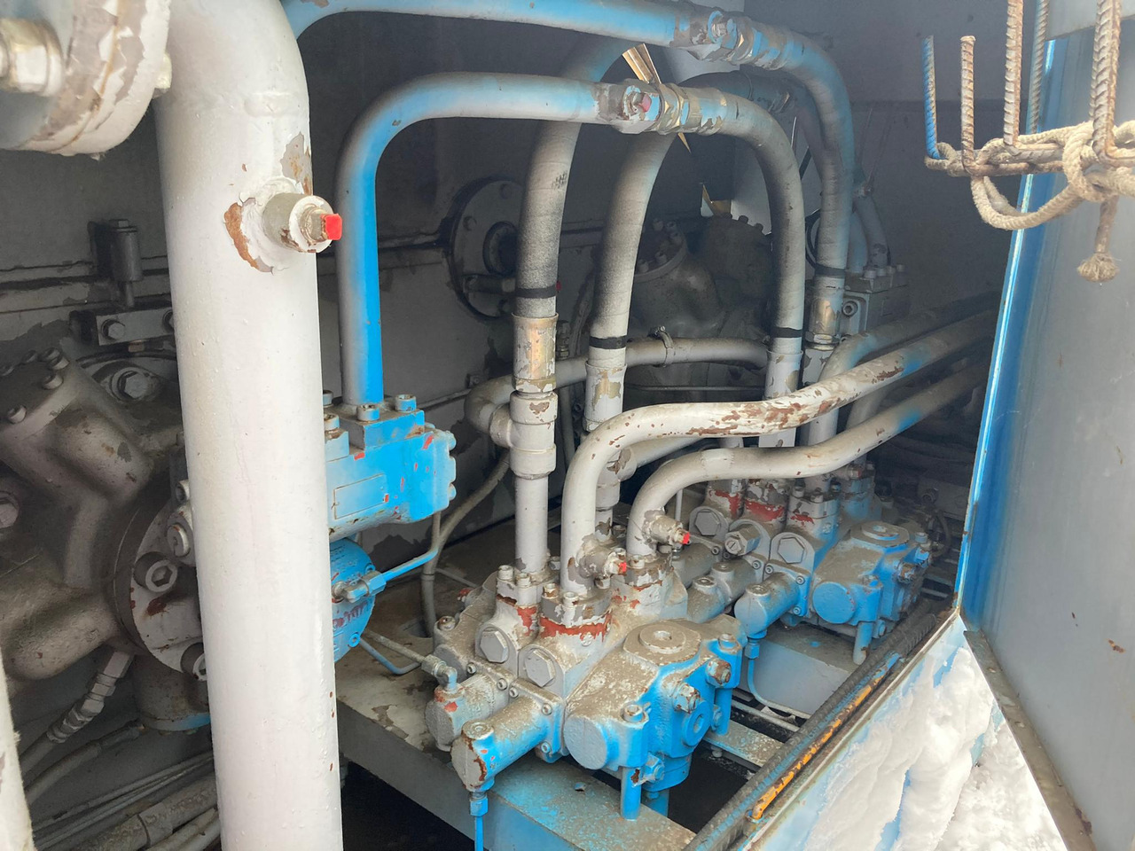 Hitachi KH 180-2 - Верижен кран: снимка 2 Hitachi KH 180-2 - Верижен кран: снимка 2