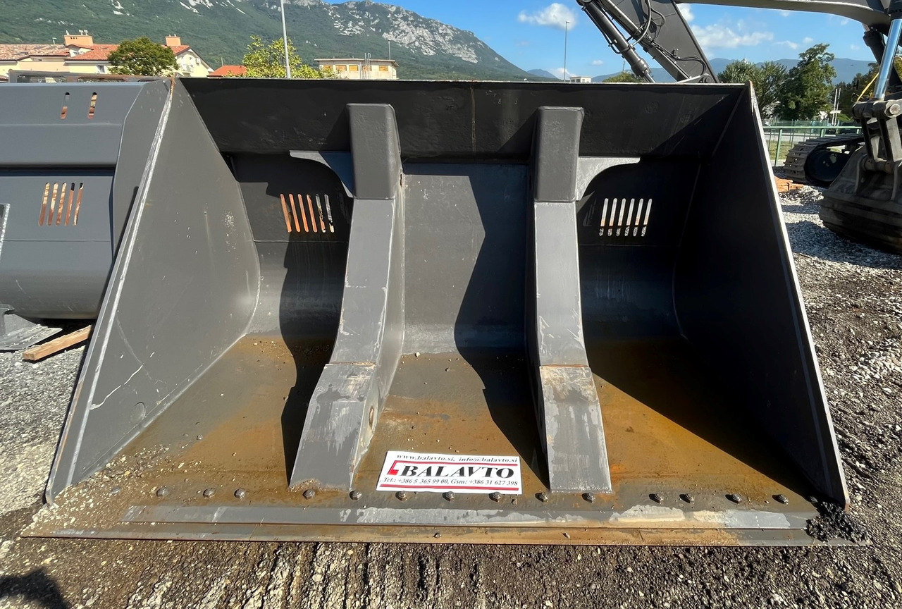 Loader bucket 3200 mm - Кофа за товарач: снимка 1 Loader bucket 3200 mm - Кофа за товарач: снимка 1
