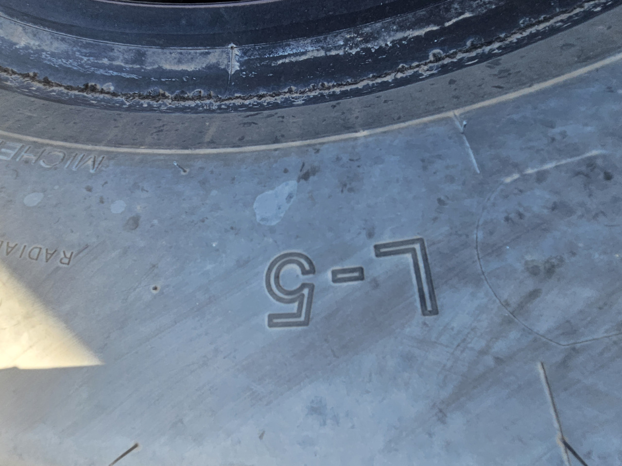MICHELIN XMINE D2, 35/65R33 - Гума за Колесен товарач: снимка 5 MICHELIN XMINE D2, 35/65R33 - Гума за Колесен товарач: снимка 5