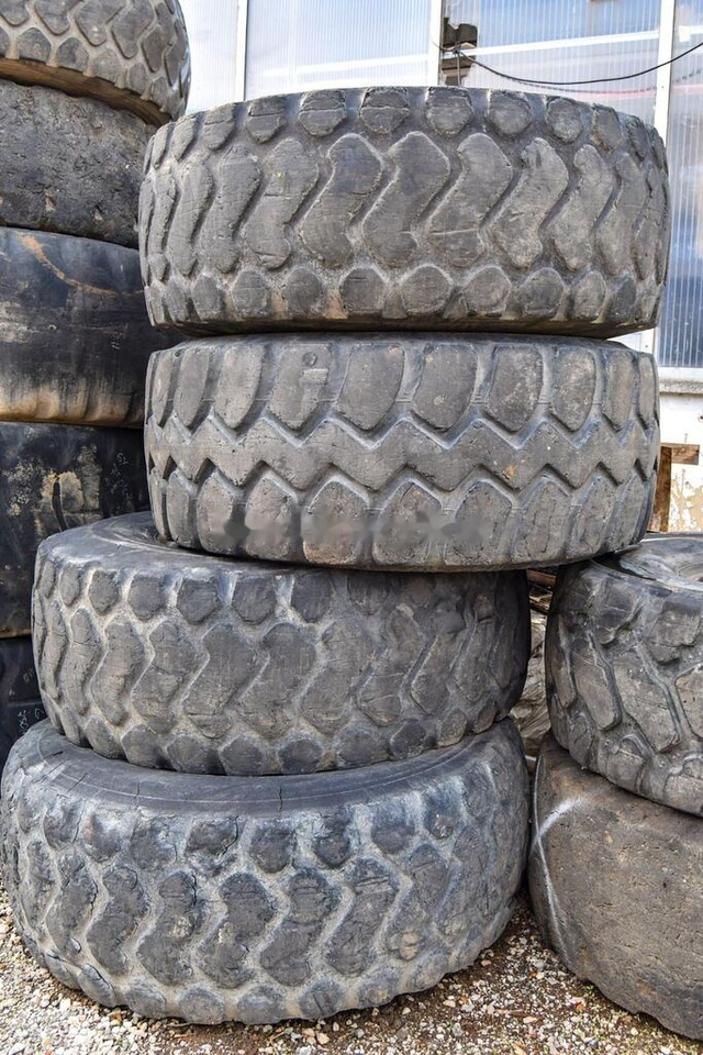 Michelin 23.5R25 - Гума за Колесен товарач: снимка 2 Michelin 23.5R25 - Гума за Колесен товарач: снимка 2