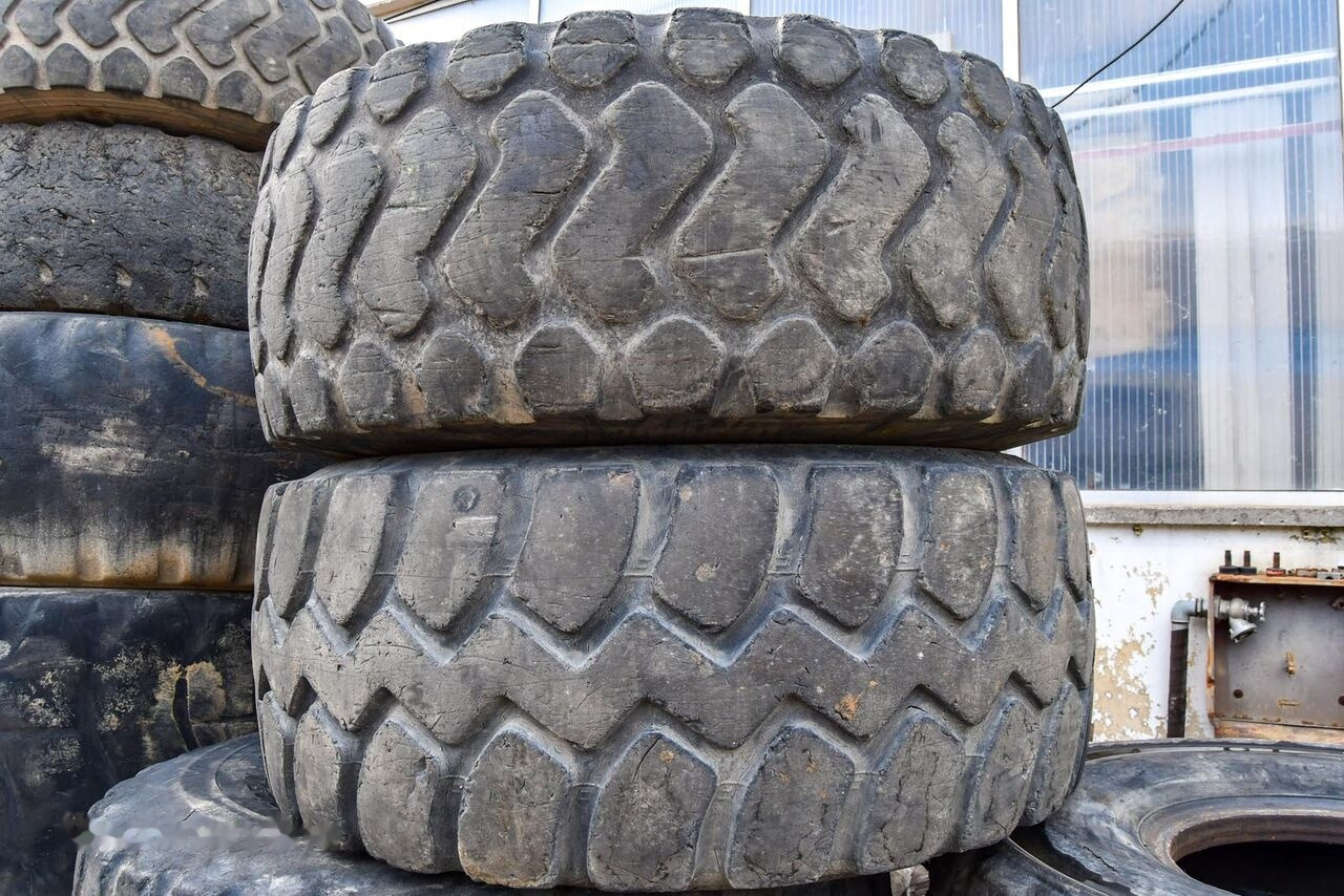 Michelin 23.5R25 - Гума за Колесен товарач: снимка 4 Michelin 23.5R25 - Гума за Колесен товарач: снимка 4
