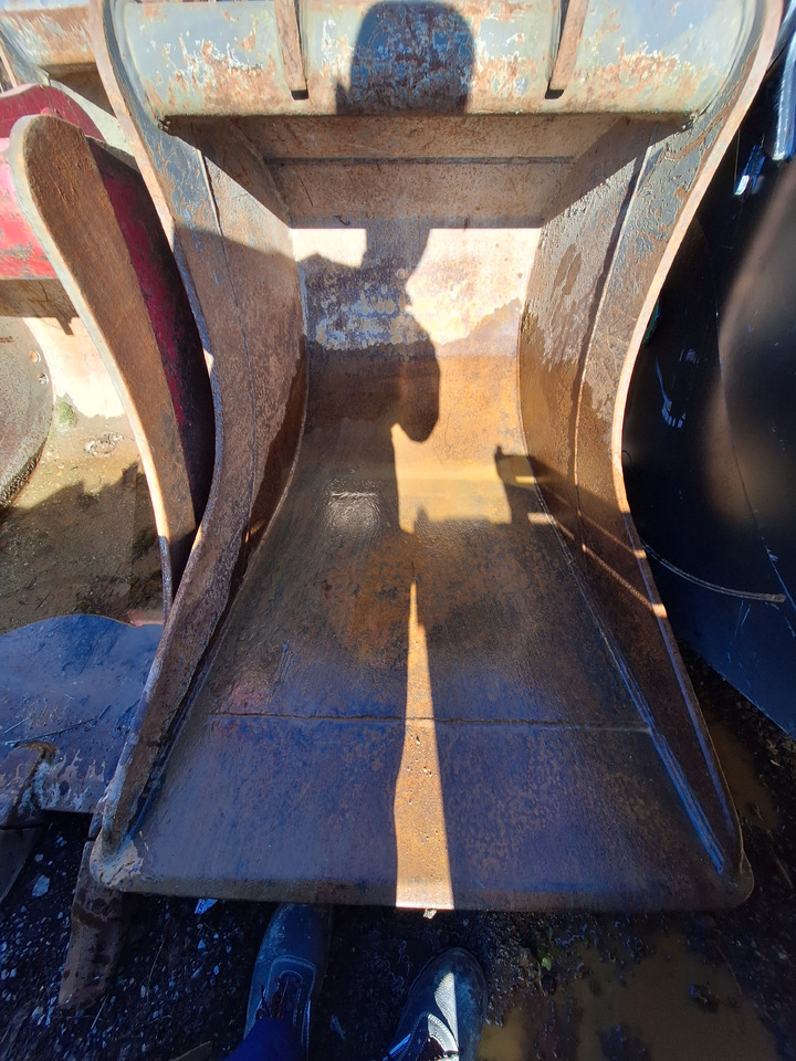 SMP digging bucket 950 mm Volvo S6 - Кофа: снимка 1 SMP digging bucket 950 mm Volvo S6 - Кофа: снимка 1