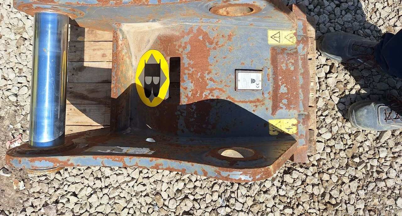 Trevi Benne hydraulic ARI Verachtert Volvo EC220E - Бързо сменник за Багер: снимка 3 Trevi Benne hydraulic ARI Verachtert Volvo EC220E - Бързо сменник за Багер: снимка 3