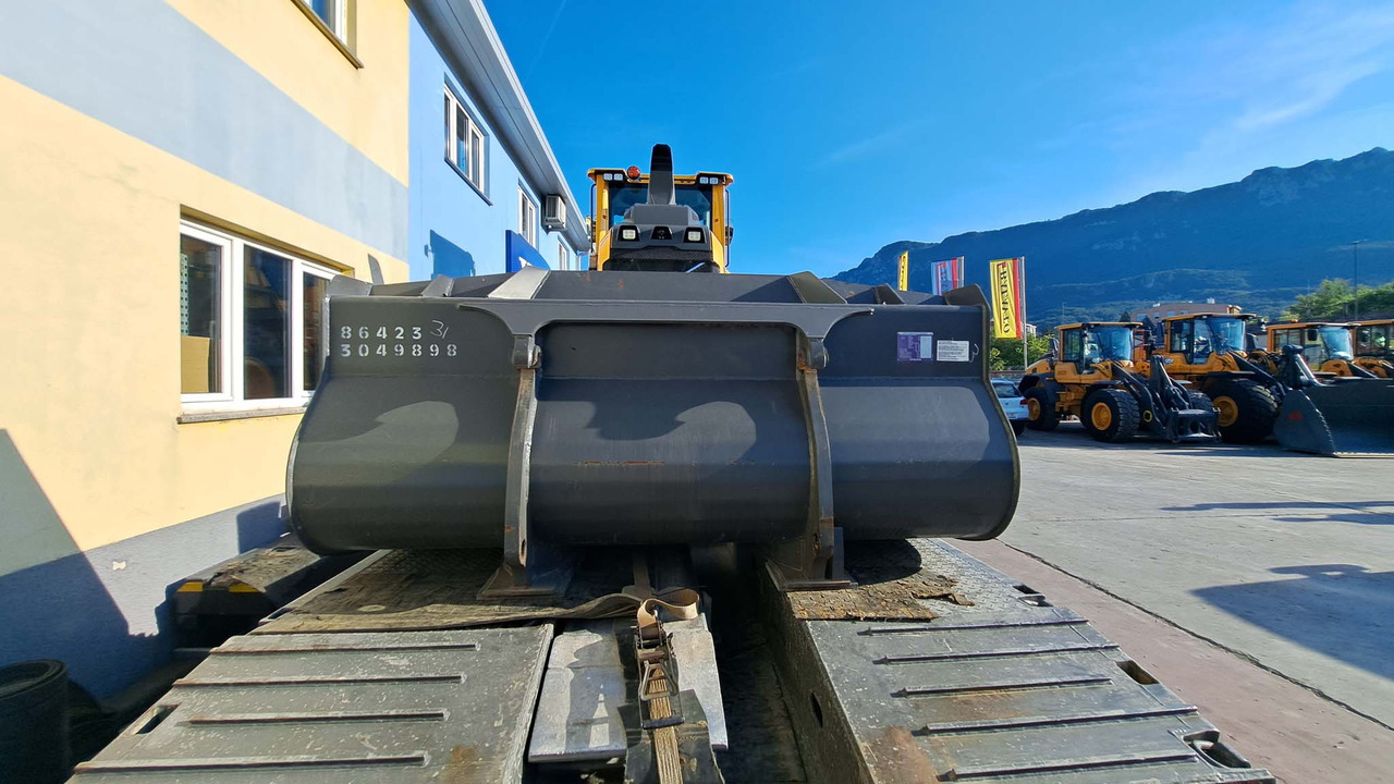 VOLVO 2500 mm for 12-15 ton wheel loaders - Кофа за товарач: снимка 3 VOLVO 2500 mm for 12-15 ton wheel loaders - Кофа за товарач: снимка 3