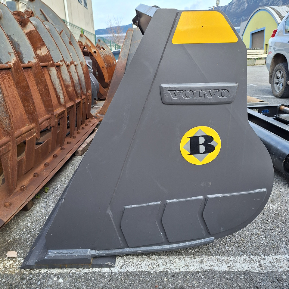 VOLVO 2880 mm for 18-22 ton wheel loaders - Кофа за товарач за Строителна техника: снимка 2 VOLVO 2880 mm for 18-22 ton wheel loaders - Кофа за товарач за Строителна техника: снимка 2