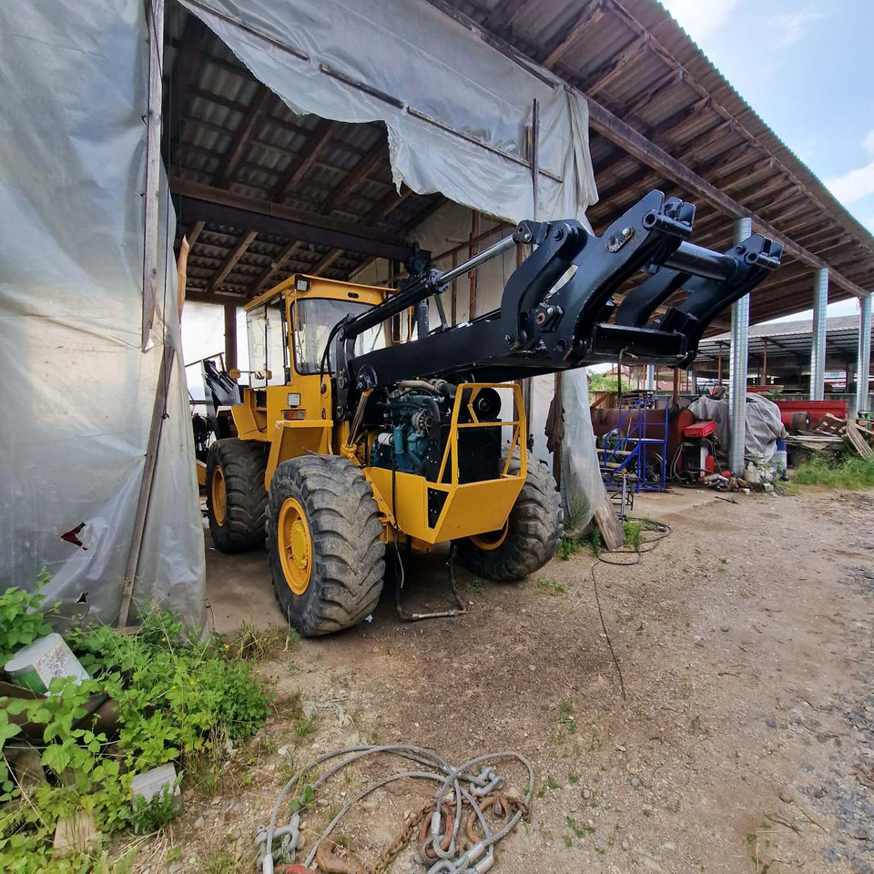 VOLVO BM6300 - Багер-товарач: снимка 3 VOLVO BM6300 - Багер-товарач: снимка 3