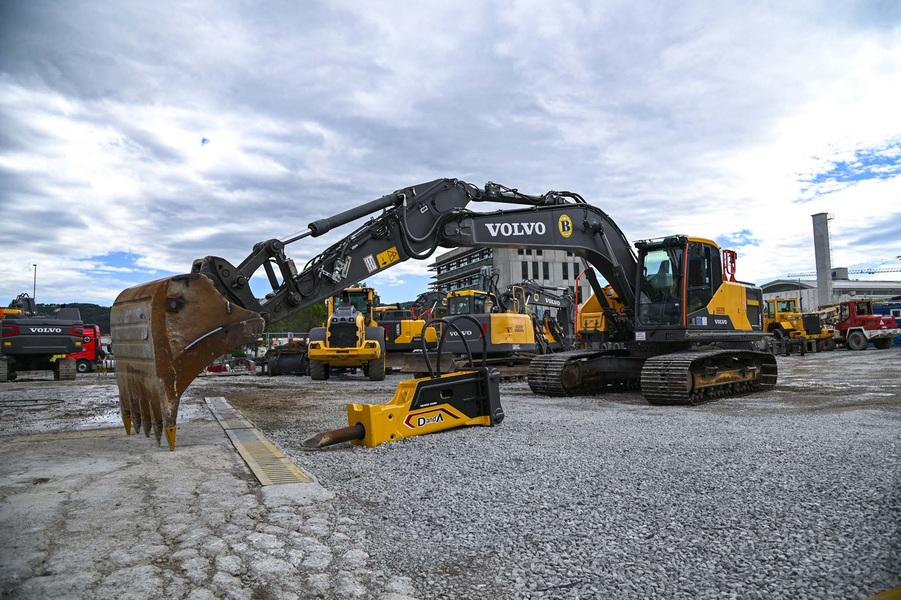 VOLVO EC220EL - Верижен багер: снимка 1 VOLVO EC220EL - Верижен багер: снимка 1