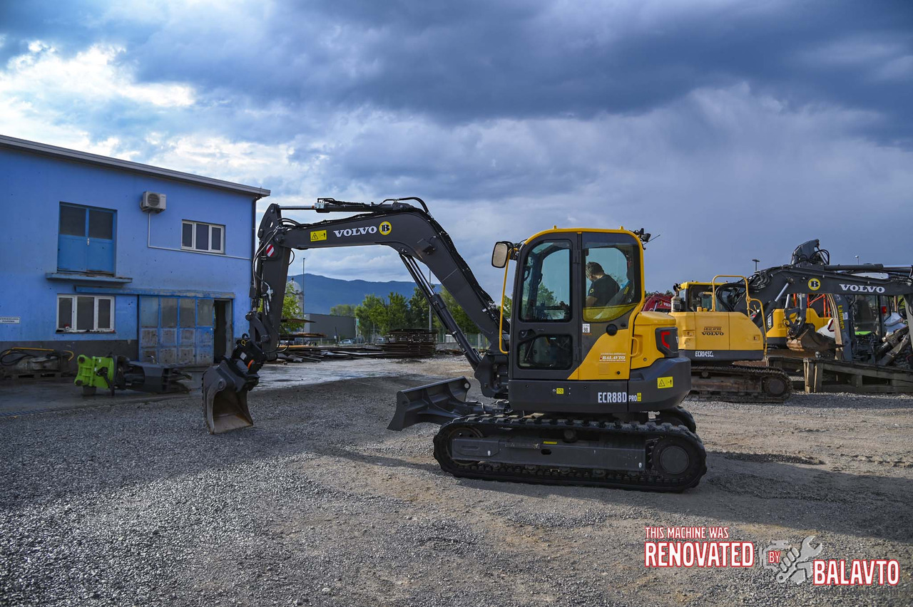 VOLVO ECR88D - Мини багер: снимка 4 VOLVO ECR88D - Мини багер: снимка 4